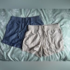 Old Navy Women's Blue and Cream Shorts Bundle